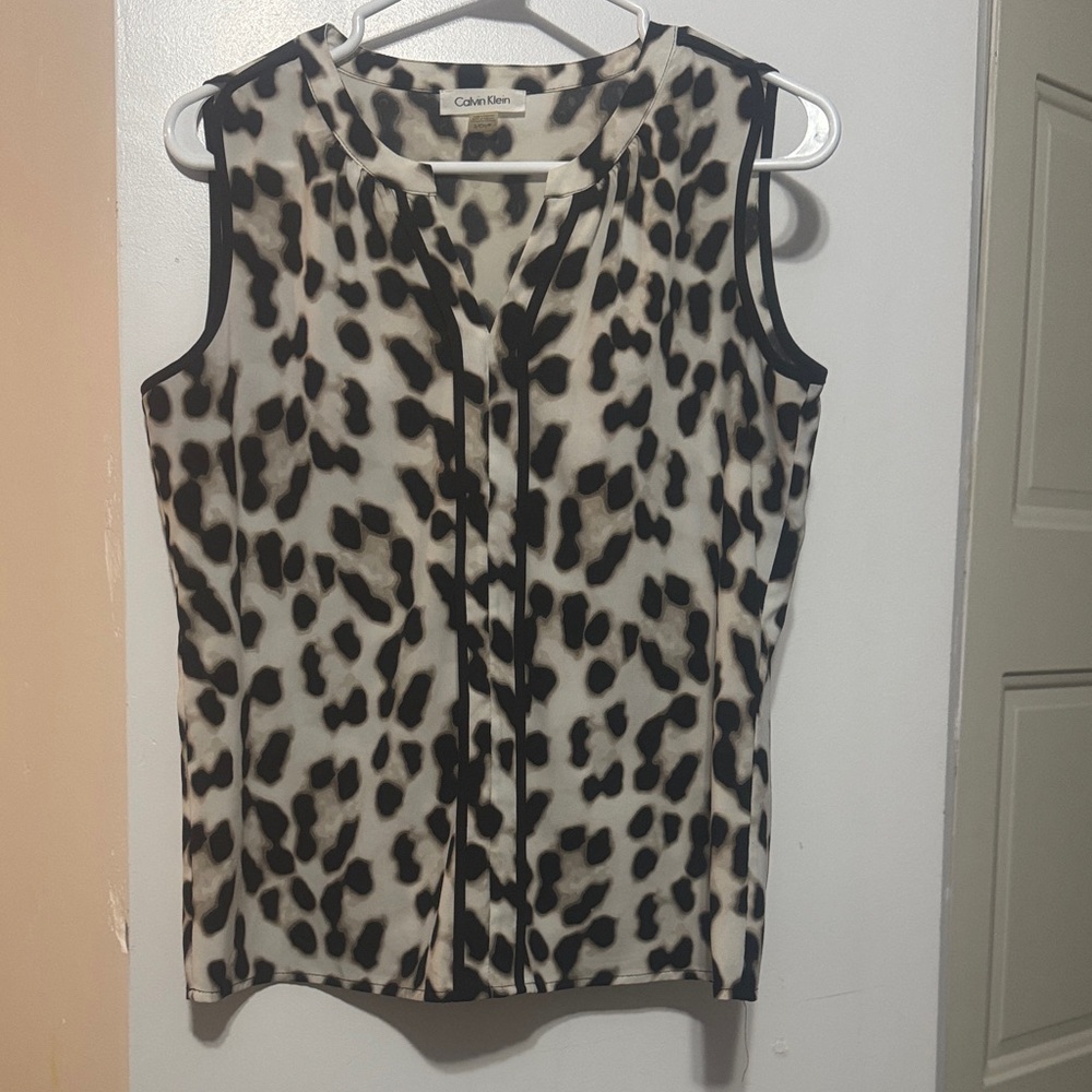 5 for $30 Calvin Klein Women's Leopard Print Sleeveless Blouse